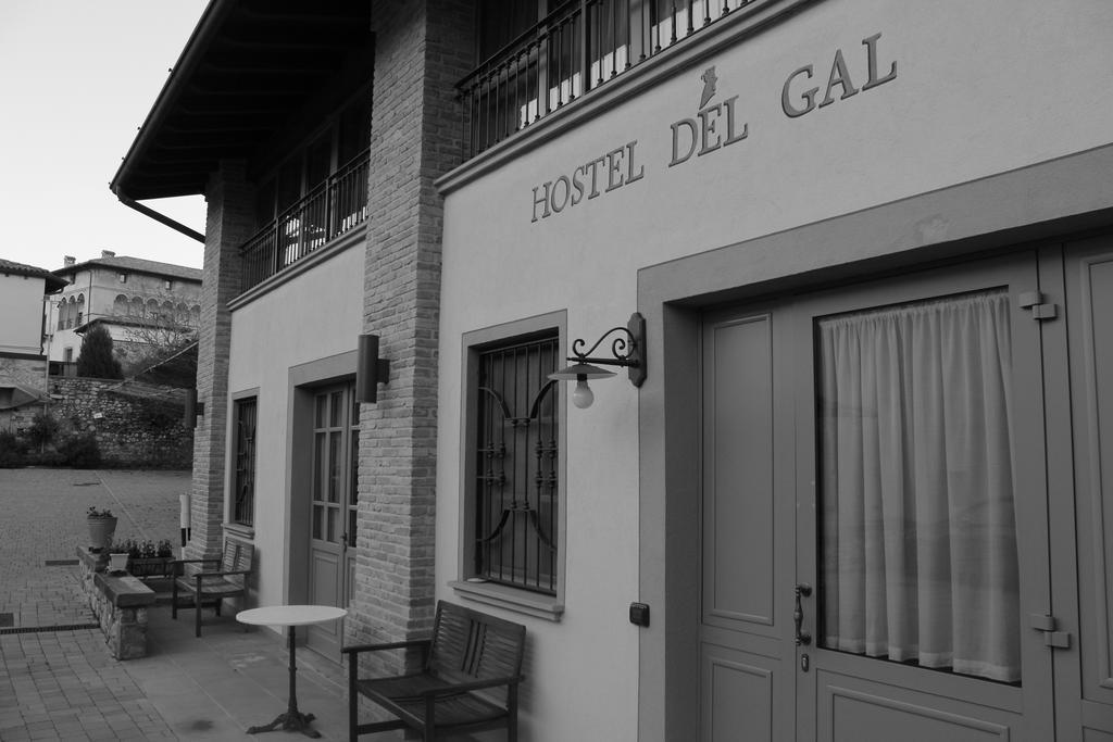 Hostel Del Gal Clusane Exteriör bild